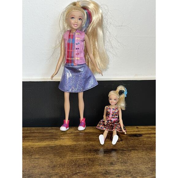 JoJo Siwa Dolls: Singing Boomerang Doll & Mini Figure - Picture 1 of 8